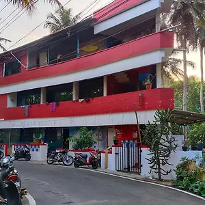 Homestay Abhi's Cafe Avaduthura, Kovalam